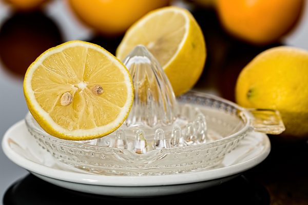 lemons cut open for jucing